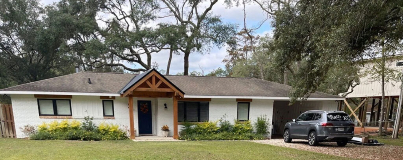 Ranch home with new shingle roof
